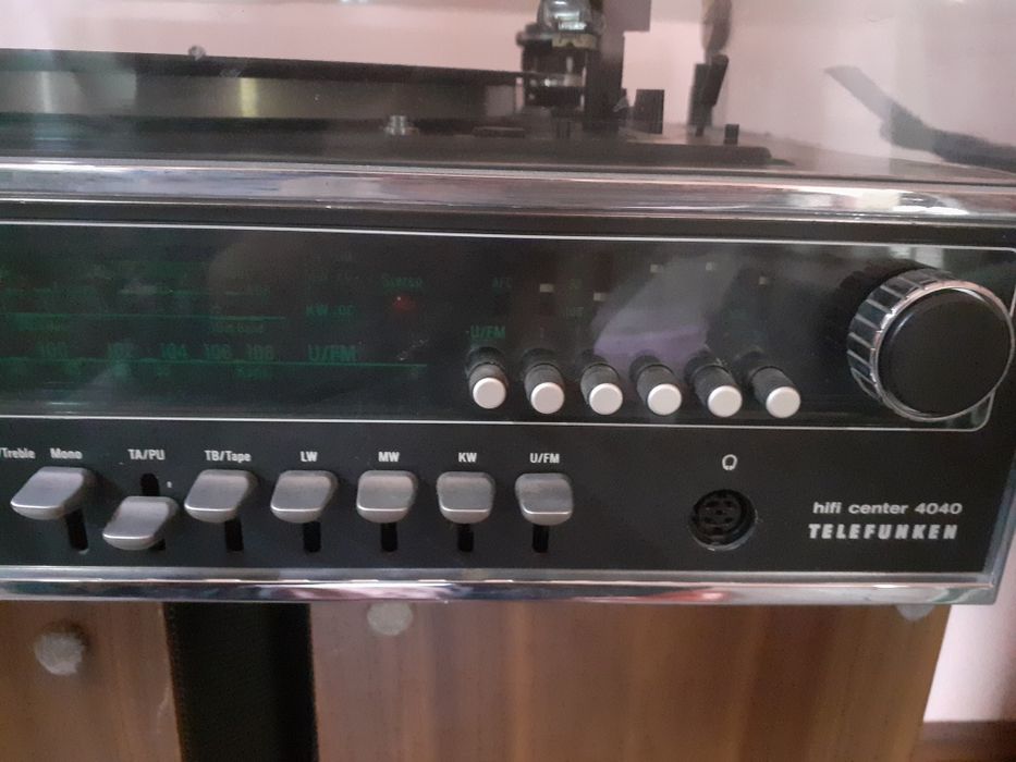 Pick up Telefunken 4040 cu boxe Eltropa