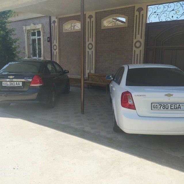 Yer narxida kottej sotiladi Yangihayot T 1sotix 37500