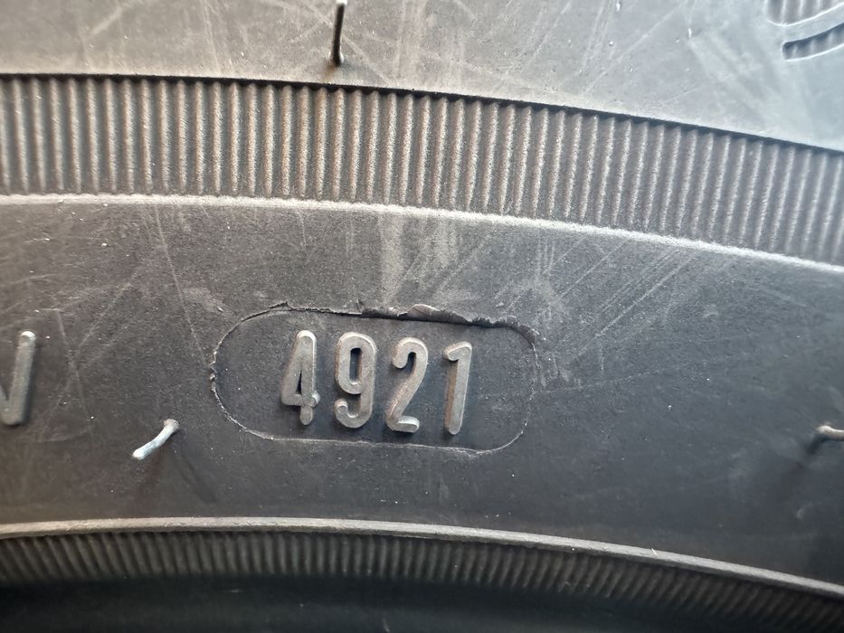 215 75 16C Goodyear