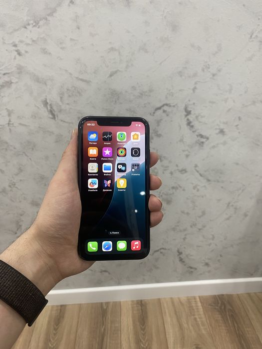 Айфон xr . 64 гб