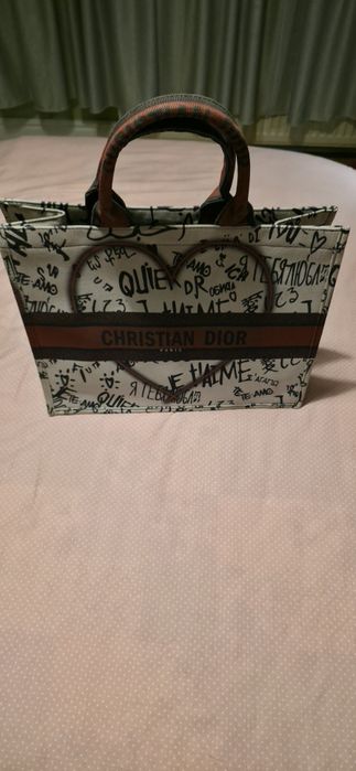 Дамска Луксозна Чанта.