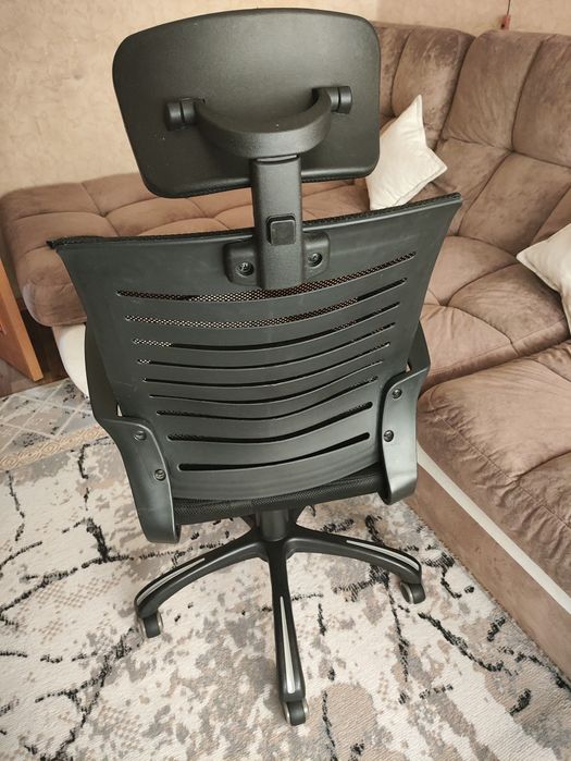 Компьютерное кресло