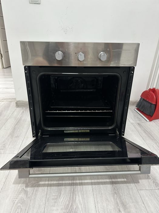 Встраиваемая духовка