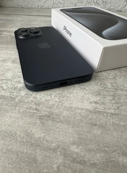 Продается iPhone 15 pro 128gb