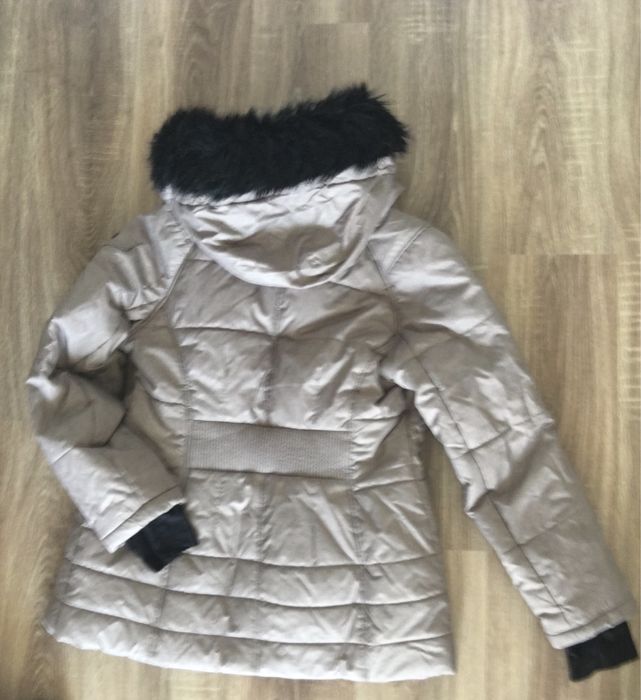 Зимно яке, в отлично състояние