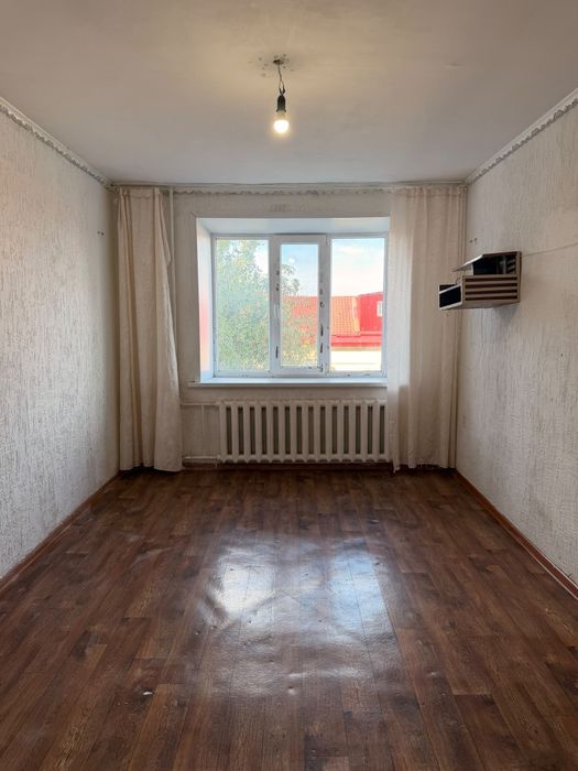 Продаётся окт район пединститута