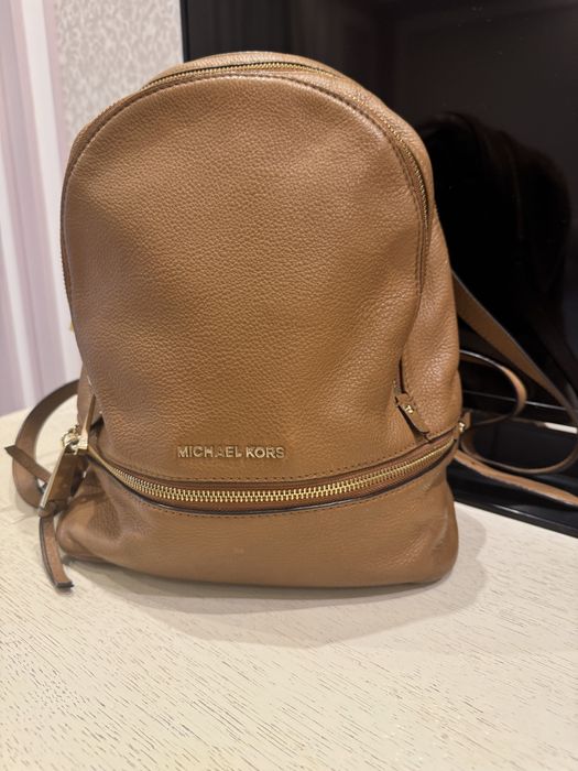 Продам рюкзак оригинал