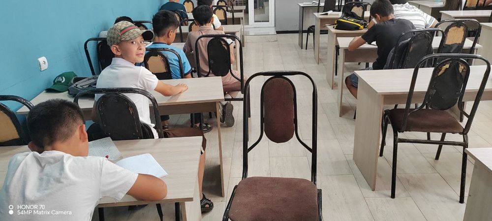 Parta va stul komplekt