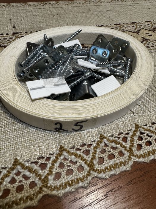 Крепежные элементы продам