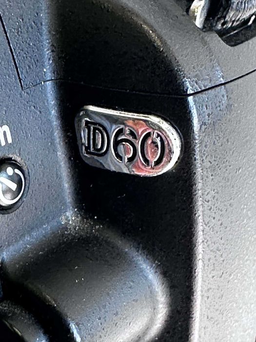 Фотоапарат Nikon D60