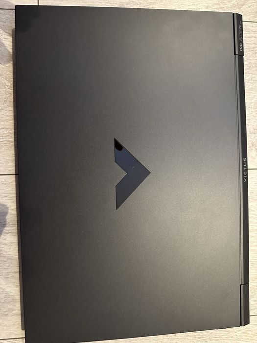 Laptop Gaming HP Victus 16-d1006nq