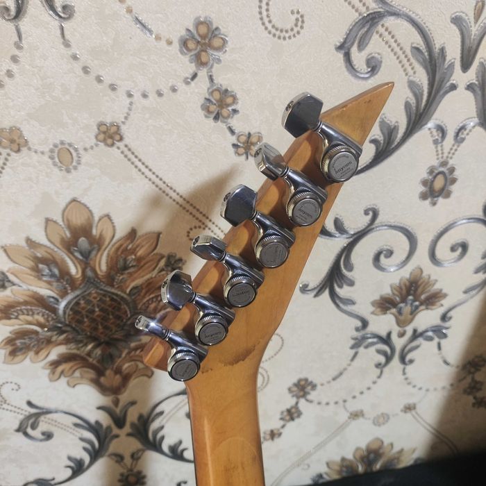 Электро гитара Jackson