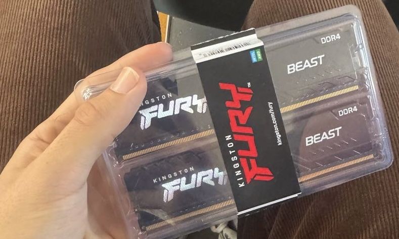 Озу 32гб 16*2 kingston fury 3200