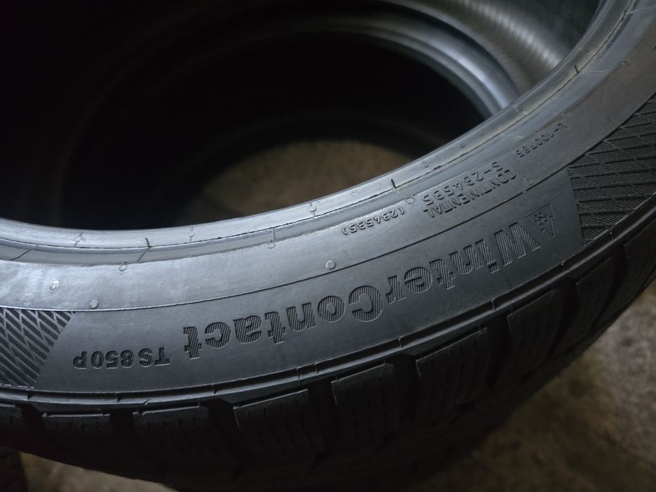 Continental 235/40 R19 96V MS iarnă