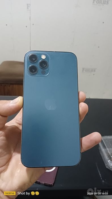 iPhone 12 pro sotiladi