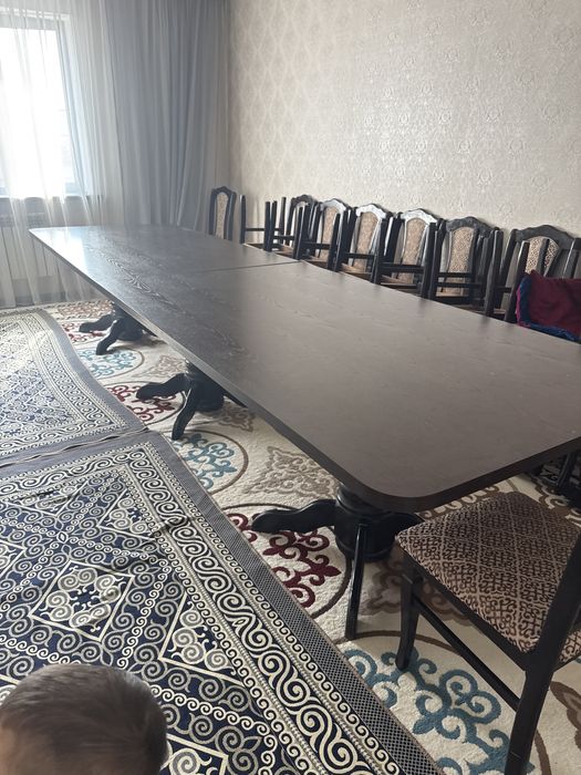 Стол 5,5 м.