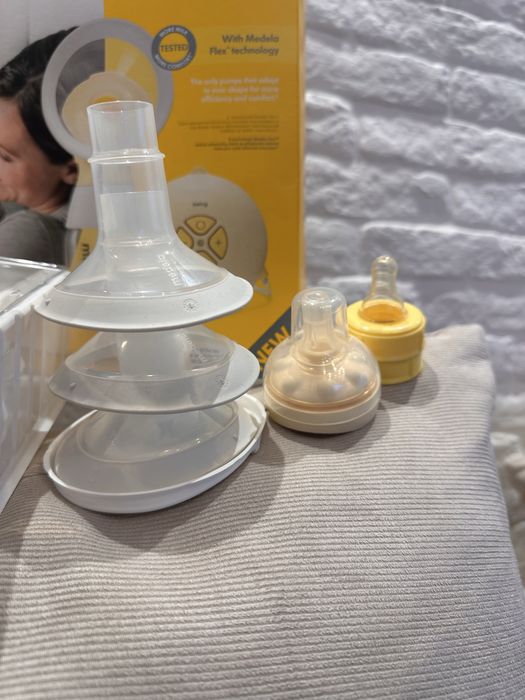 MEDELA Единична двуфазна електрическа помпа за кърма Swing flex