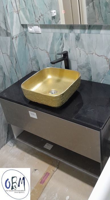 Все виды мебели и аксессуары для ванной комнаты