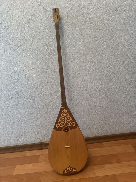 Домбыра сатамын