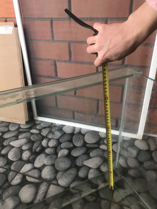 Продам аквариум в хорошем состояние