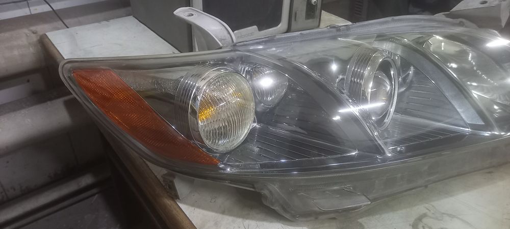 Фара правая Камри 40