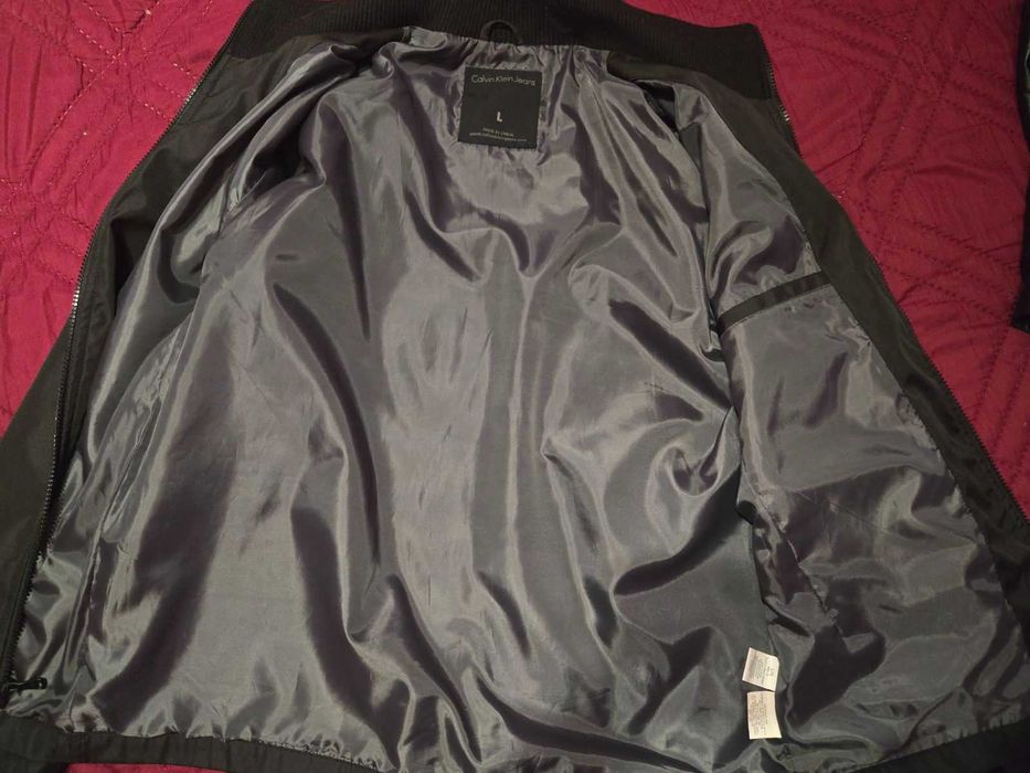 Продавам 2 броя мъжки якета