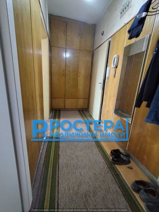 Продава се Тристаен апартамент в Търговище, Център - 85 кв.м за 984 €/кв.м - Снимка #8