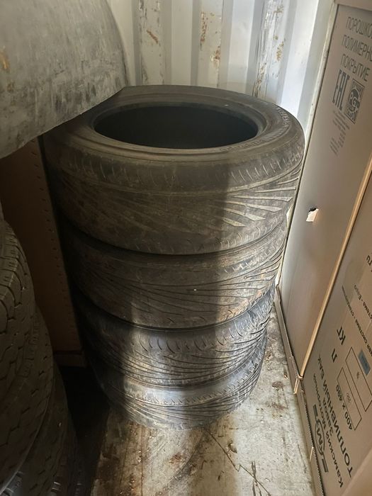Продам,резину . Недорого.