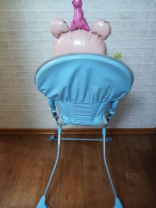 Продам стульчик для кормления