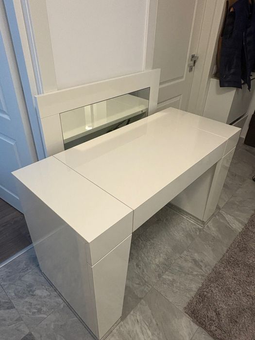 Oglinda si Masa de Toaleta din Colectia Canova, Rovere Mobili