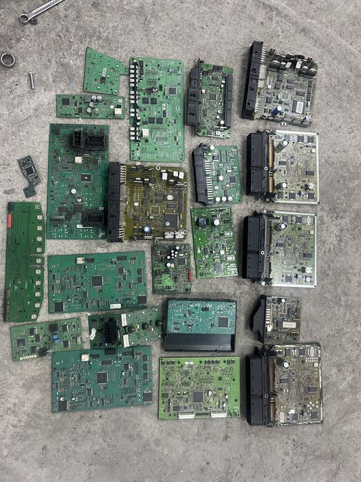 Электронные блоки мерседес на запчасти