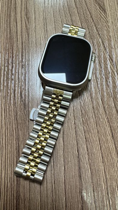 Продам Apple Watch Ultra2