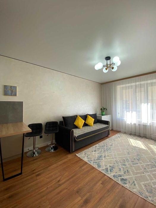 продам Евро 2 комн квартиру в центре