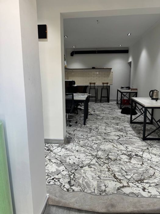Nejiloy ofis sotiladi srochna arzon narxga