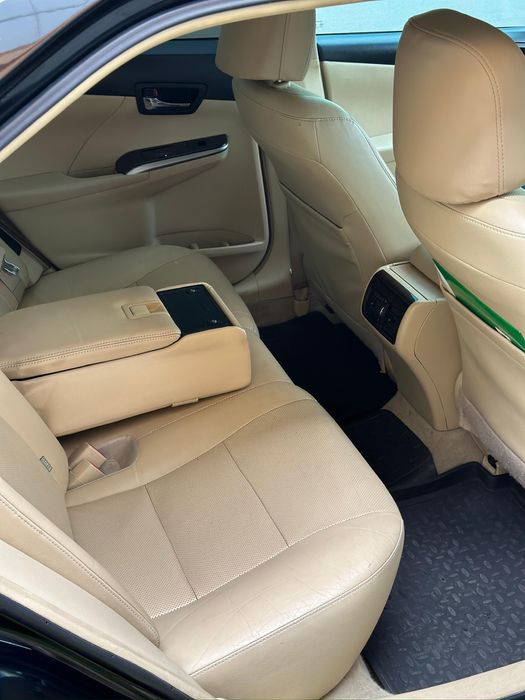 Продам камри 55 гибрид