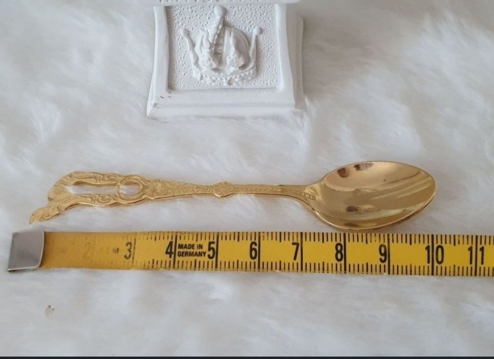 Lingurițe placate cu aur