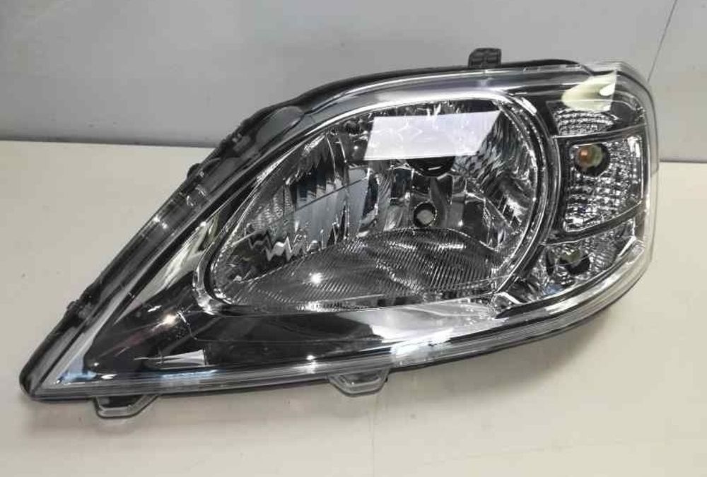 Far nou original Dacia Logan facelift ,MCV, 2008_2009_2010_2011_2012