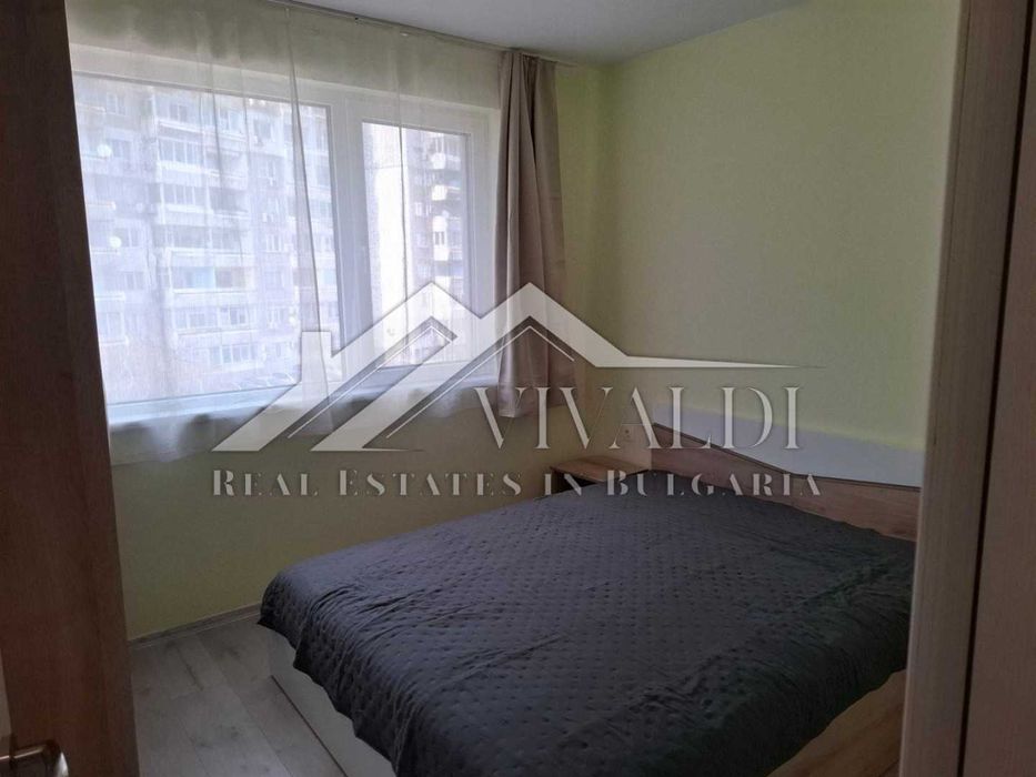 Дава се под наем Двустаен апартамент в Варна, Център - 60 кв.м за 598.23 € - Снимка #4