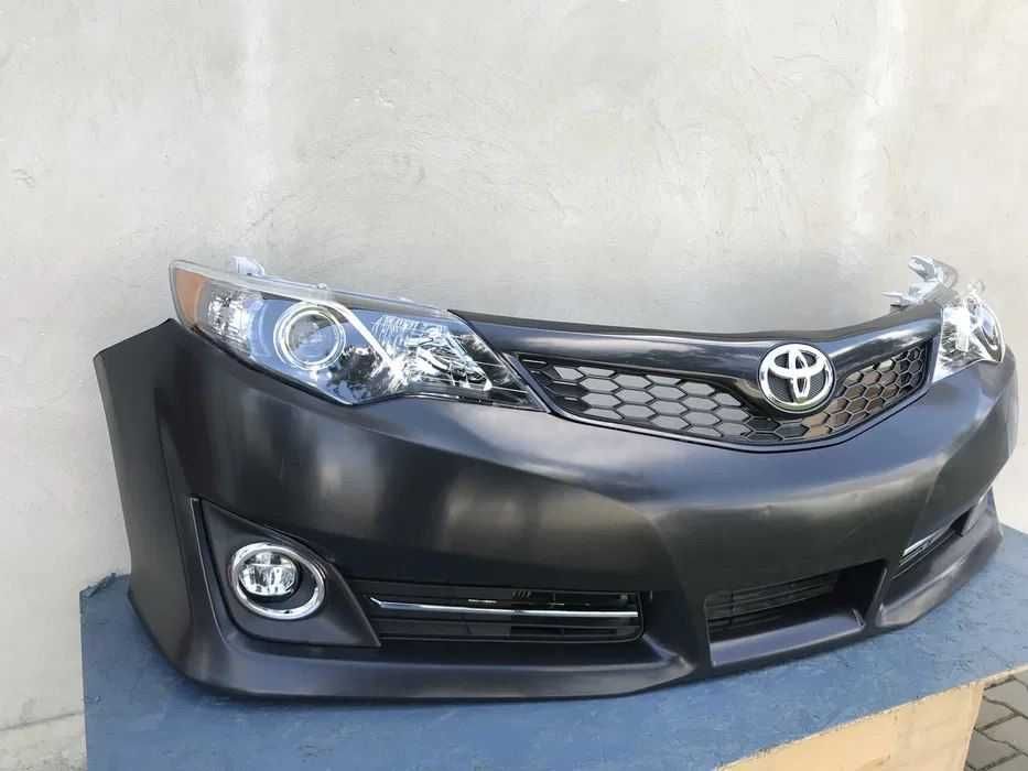 Бампер в сборе на Toyota Camry 50 SE