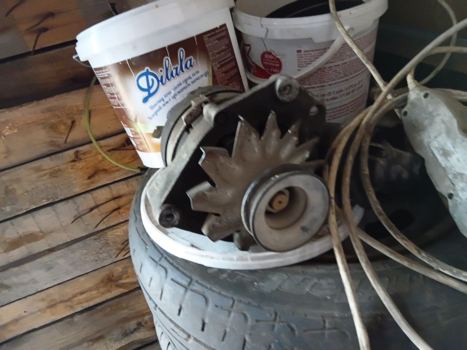 Продам запчасти на ауди б3