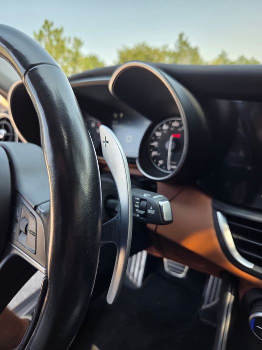 Alfa Romeo Giulia Q4 2.0T  280 cp 2018