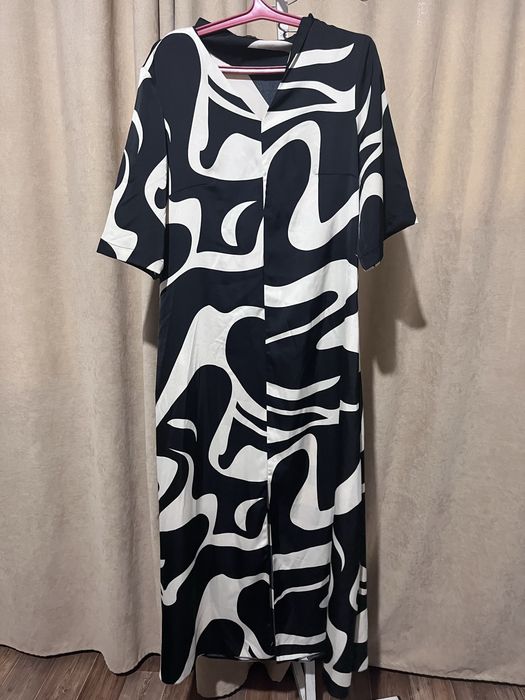 Платья Б/У новые от 5000 до 10000 тг