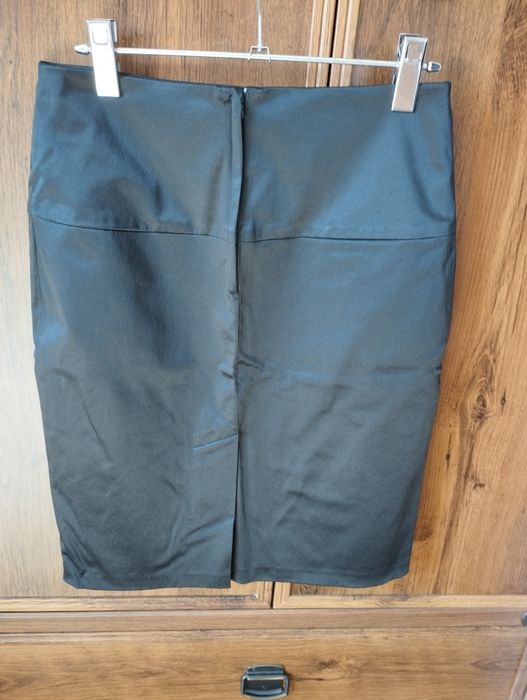 Продам женскую юбку