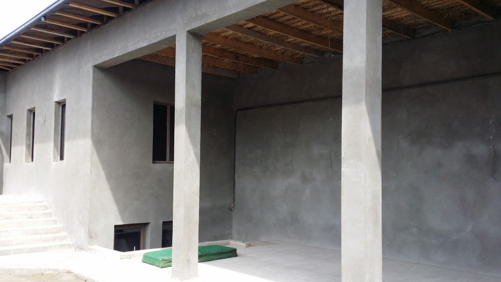 Продается новый  дом участок от поста Учкахромон 3 км  Мах Рахборобод