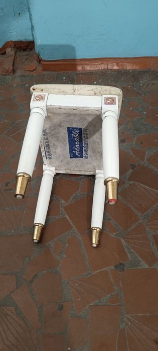 Срочно продам мини табуретка!