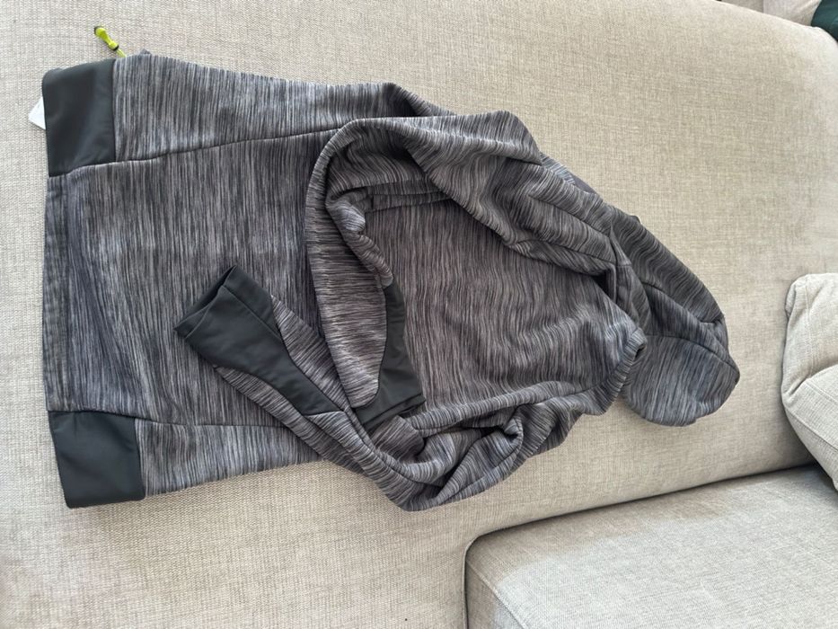 Спортен суитшърт в сив меланж