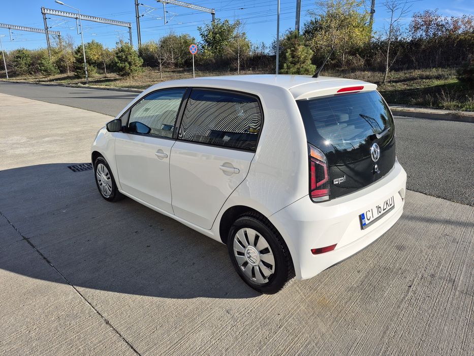 Inchiriez auto uz personal / Rent a car