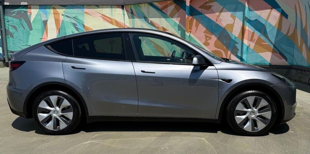 Tesla Model Y Primul propietar, full istoric, Fabricata in Germania.