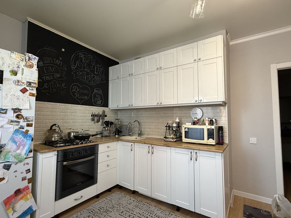 2х комнатная мкр.Аэропорт 12