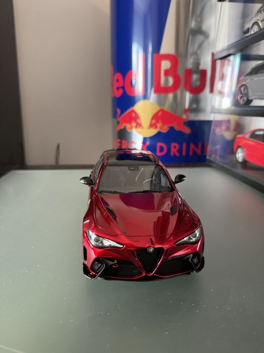 Macheta Alfa Romeo Giula GTAm 1:18, Otto